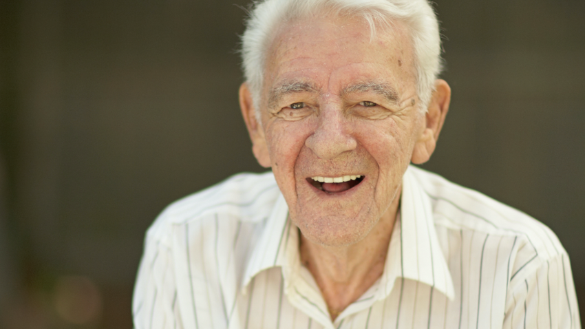 Consejos para las personas mayores: La salud de la boca